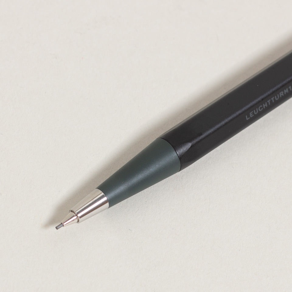 Leuchtturm Drehgriffel Bleistift 0,7 mm, Detailaufnahme der Drehmechanik