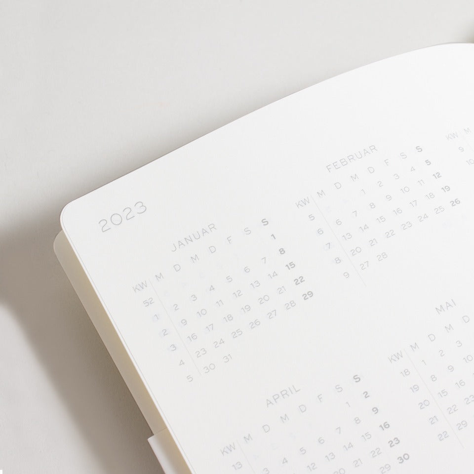 Leuchtturm Monatsplaner + Notizbuch 2026 16 Monate – Monatskalender