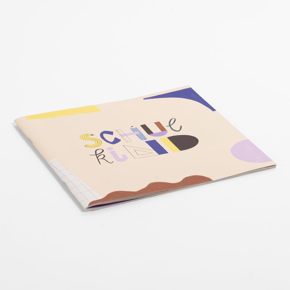 Seitenansicht des Albums mit Softcover und 24 Seiten in Klammerbindung