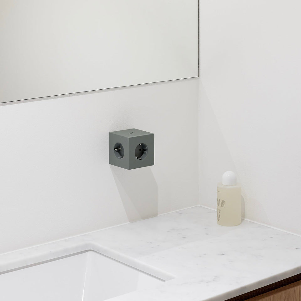 Avolt Square 2 Steckdose grün – Steckdosen