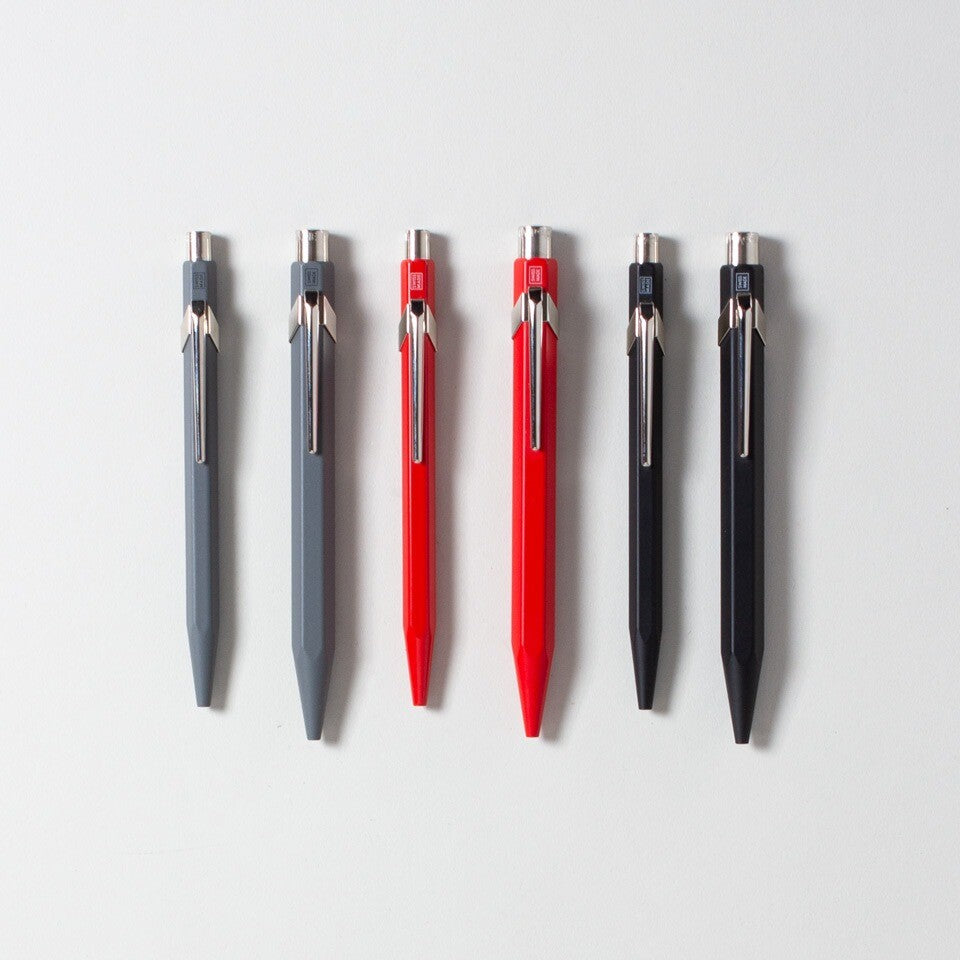 Caran d’Ache Rollerball 849 mit Etui – Gelschreiber
