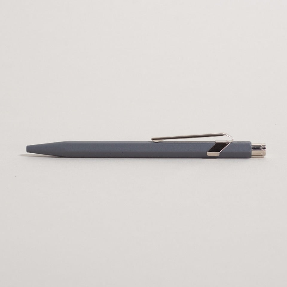 Caran d’Ache Kugelschreiber 849 Classic – Kugelschreiber