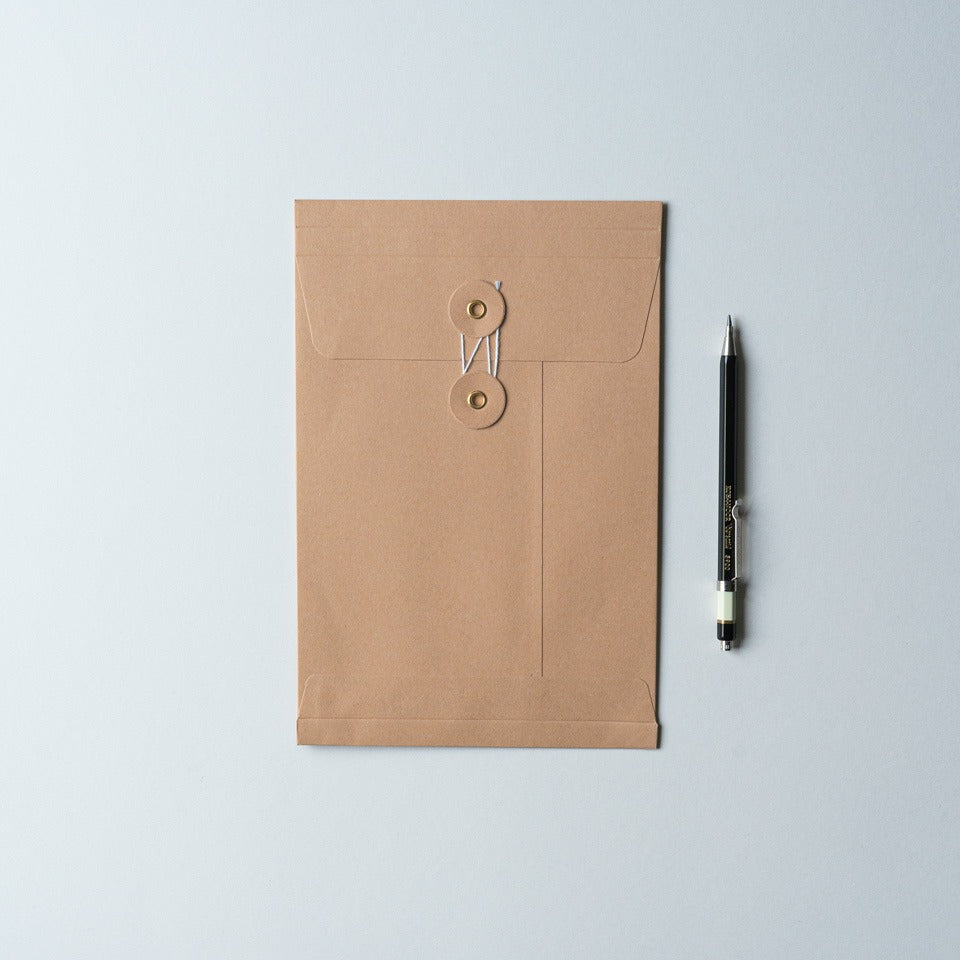 Eisenhauer Fadenverschluss Umschlag braun – Briefpapier & Umschläge