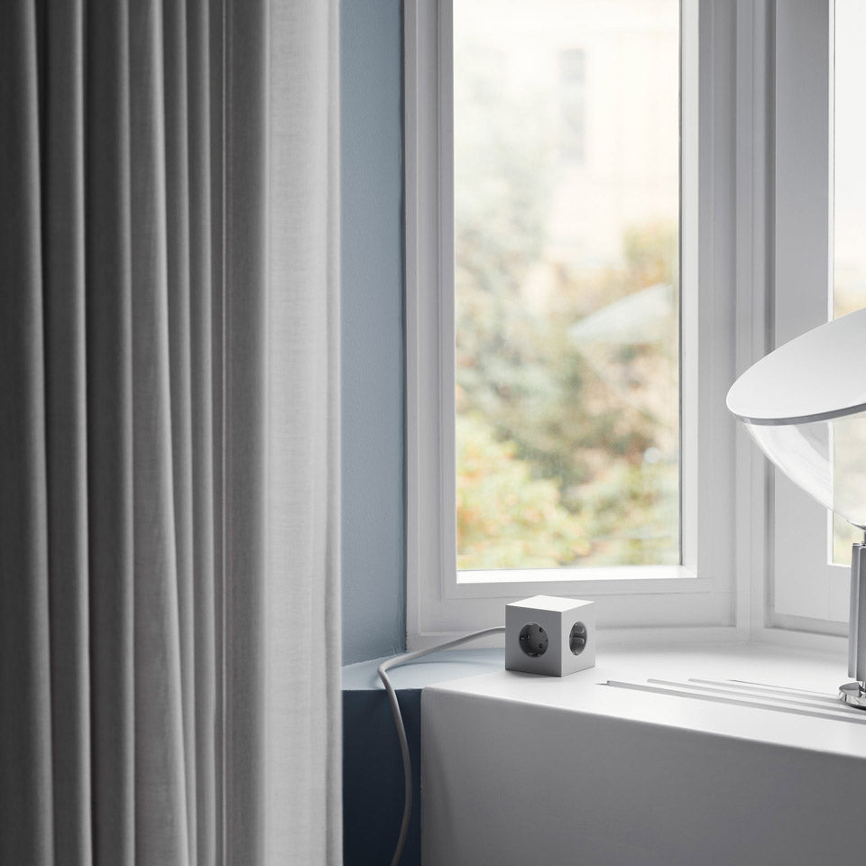 Avolt Square 1 Mehrfachsteckdose gotland gray – Steckdosen