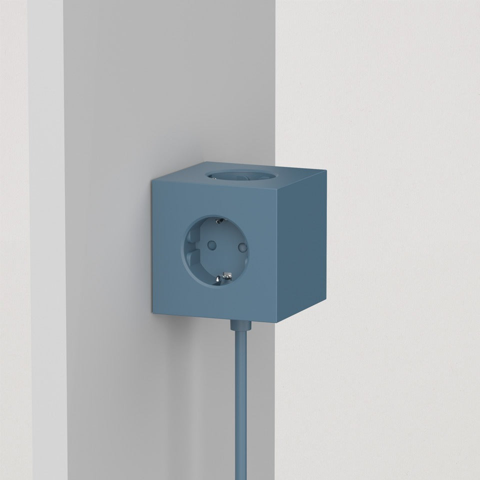 Avolt Square 1 Mehrfachsteckdose shark blue – Steckdosen