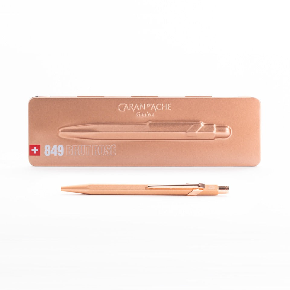 Caran d’Ache Kugelschreiber 849 rosé mit Etui – Kugelschreiber