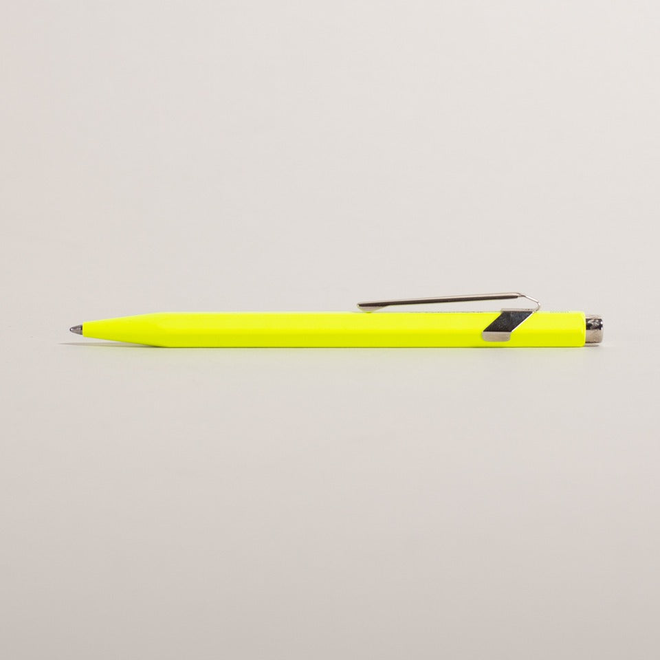 Caran d’Ache Kugelschreiber Fluo 849 mit Etui – Kugelschreiber