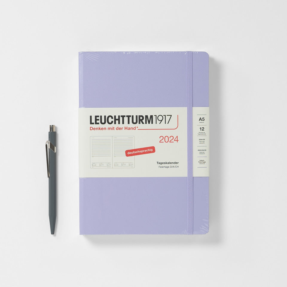 Leuchtturm Tageskalender Medium A5 2026 gepunktet – Tageskalender
