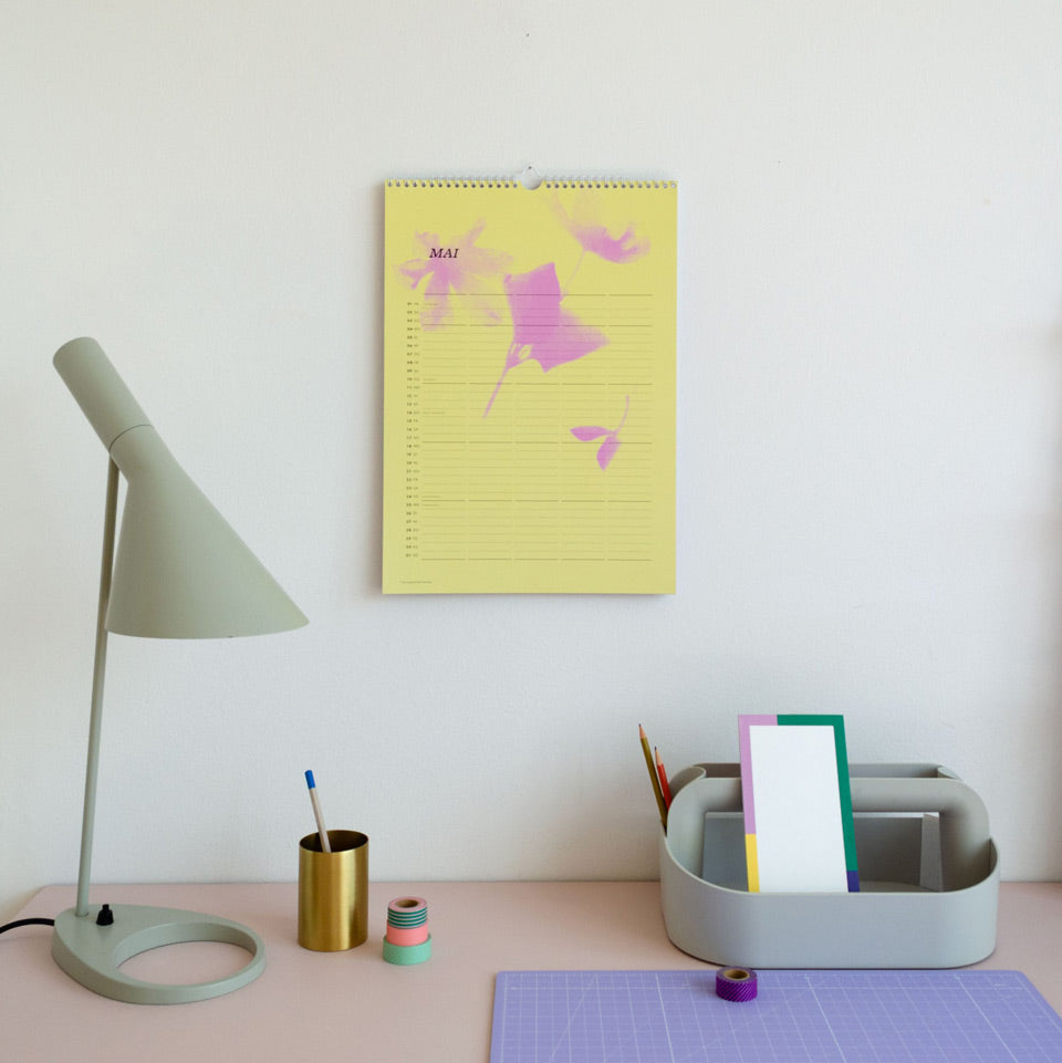 Studio Sandrine Familienkalender Happy 2026 A3 – Familienkalender