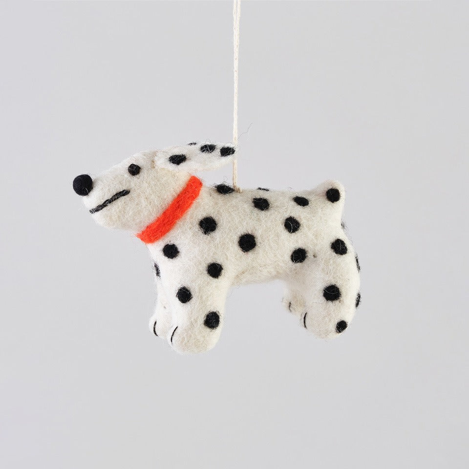 Wrap Filzanhänger Hund Eric – Dekoration