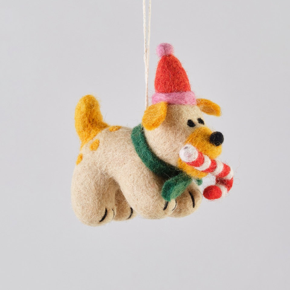 Wrap Filzanhänger Hund Martha – Dekoration